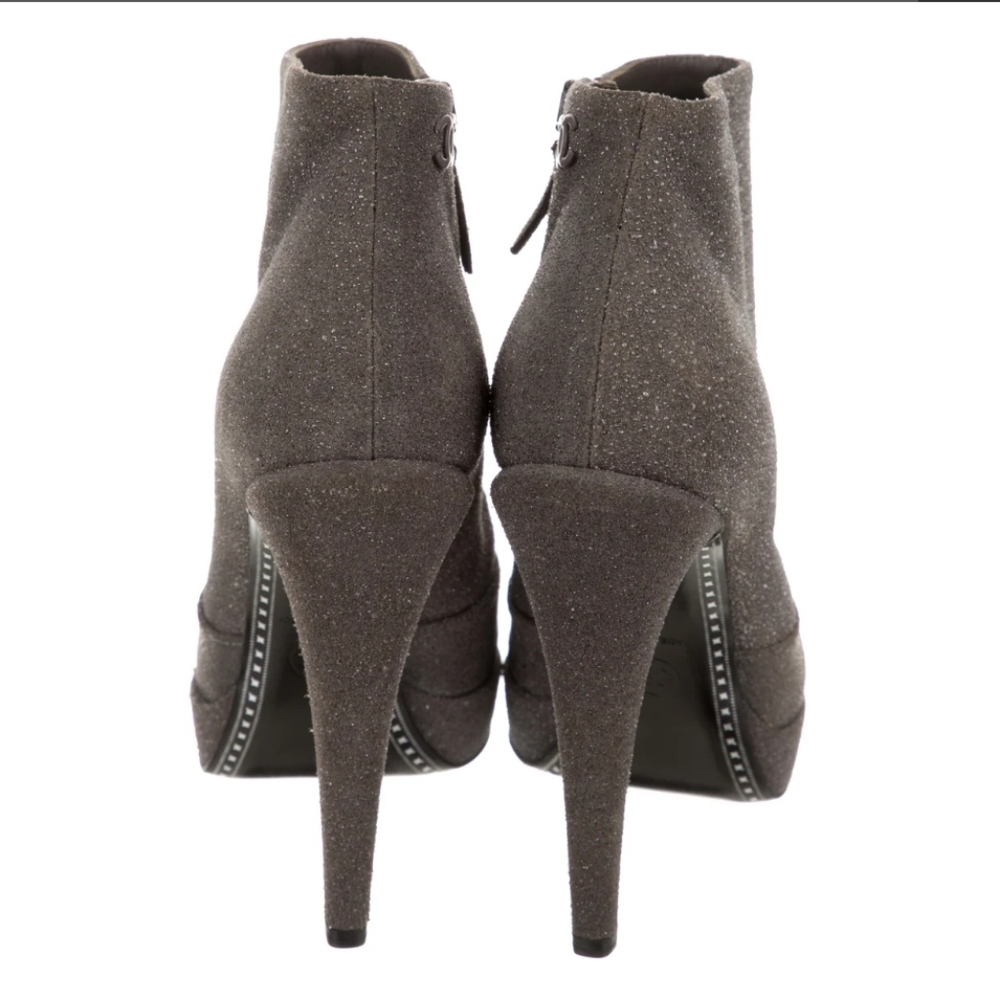 Chanel boots - Picture 3 of 4